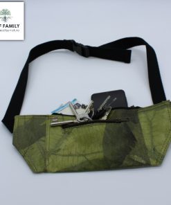 LEAF FAMILY – Vegan-nachhaltige Bauchtasche oder Brusttasche aus Teakblättern Farbe : Grün